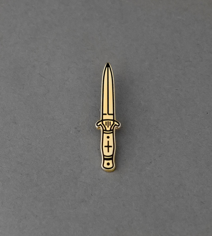 Dagger 5 Gold Pin